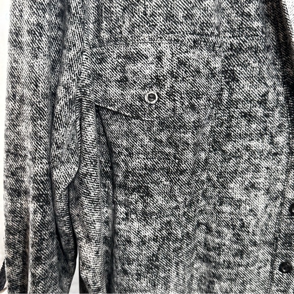 Derek Heart Button Down Long Sleeve Dress - Picture 7 of 8